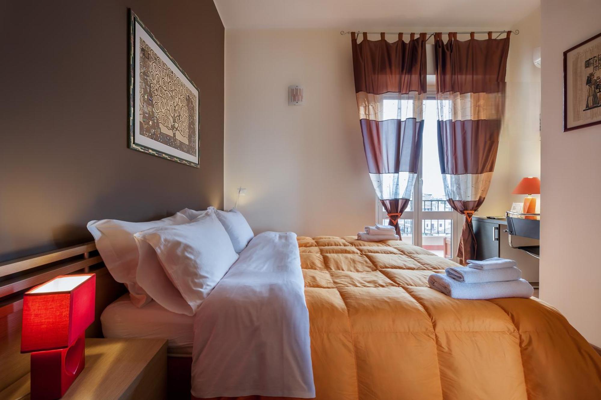 Bed and Breakfast Sky Sleeping Palermo Exterior foto